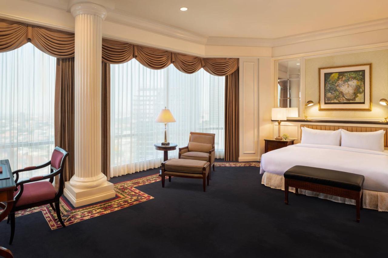 Jw Marriott Hotel Surabaya Exterior photo