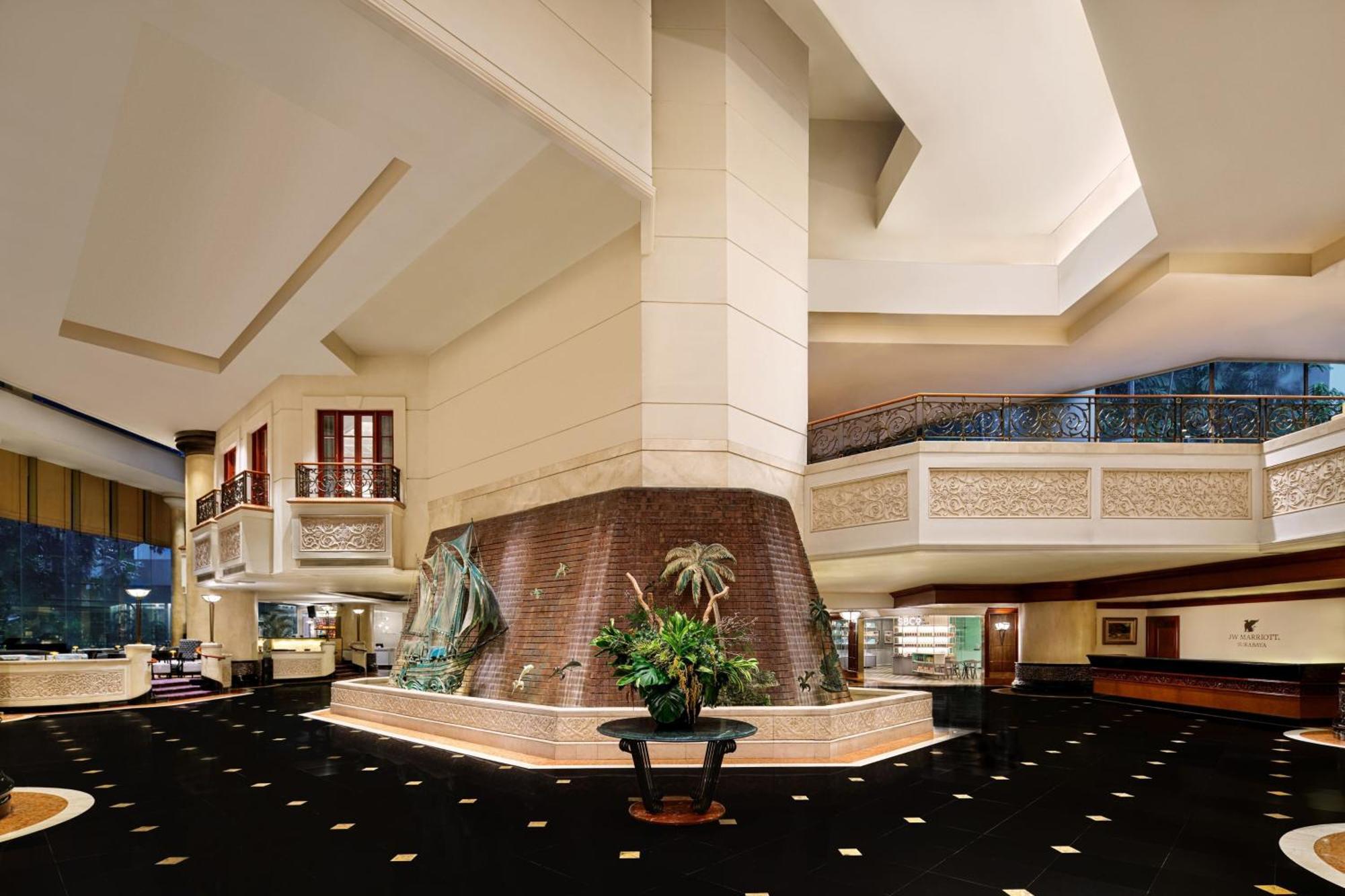 Jw Marriott Hotel Surabaya Exterior photo